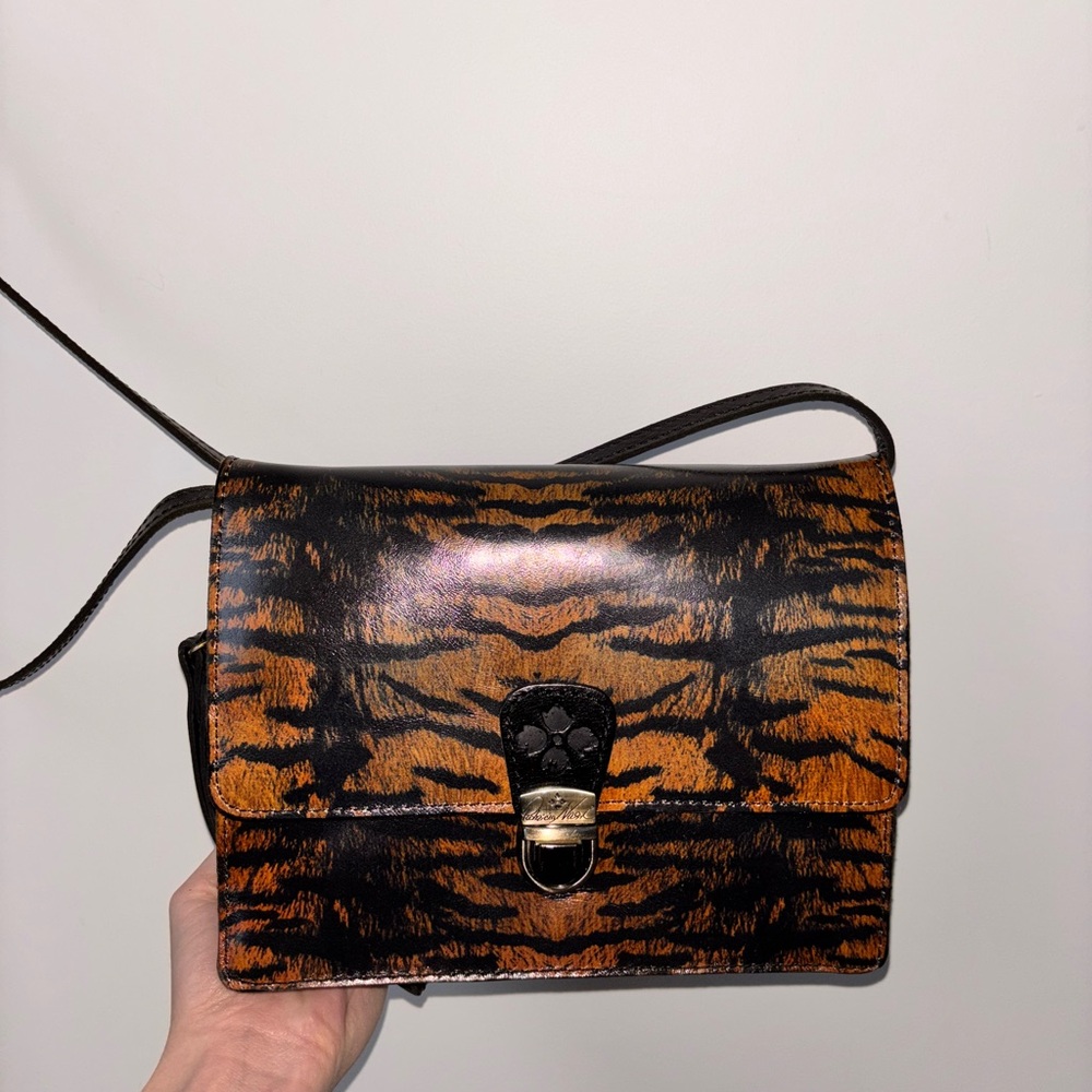 Brand new tiger print Patricia Nash purse